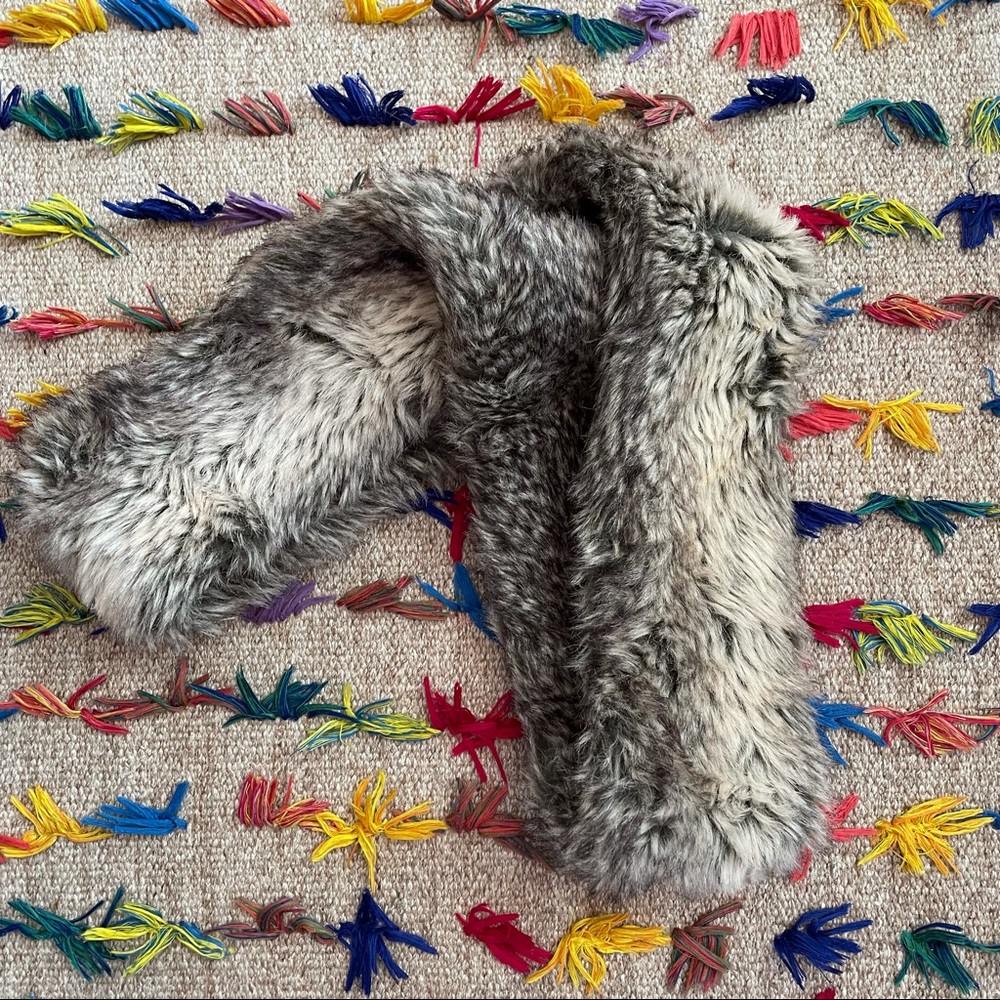 Deena & Ozzy - faux fur infinity scarf